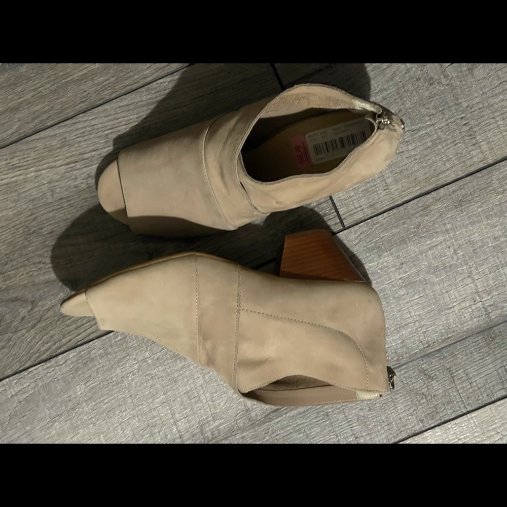 Bardin size 8 woman’s